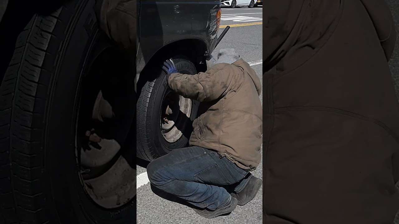 23-year-old mechanic rakes in $2,200 a night off single NYC pothole #shorts