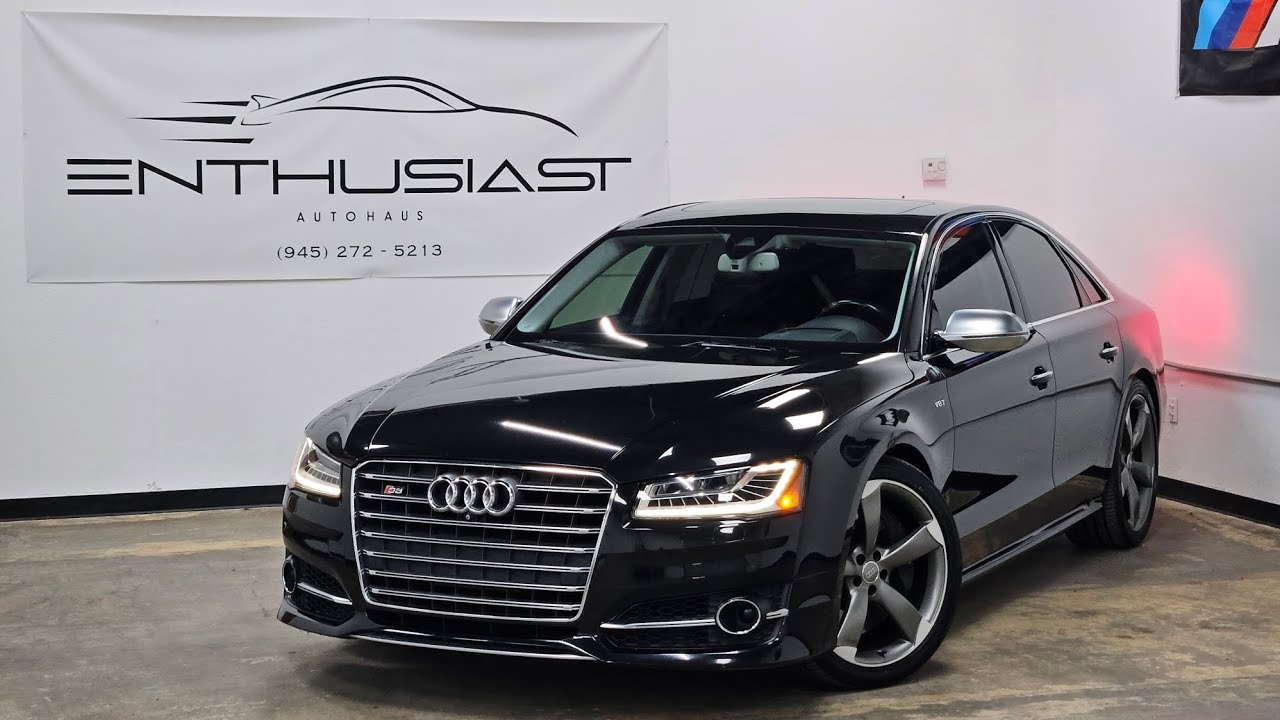 Audi S8 2015 года