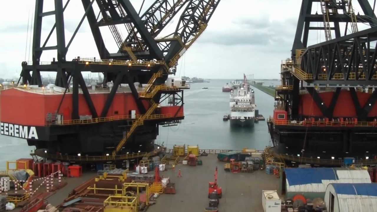 Heerma Thialf - The biggest crane in the world!