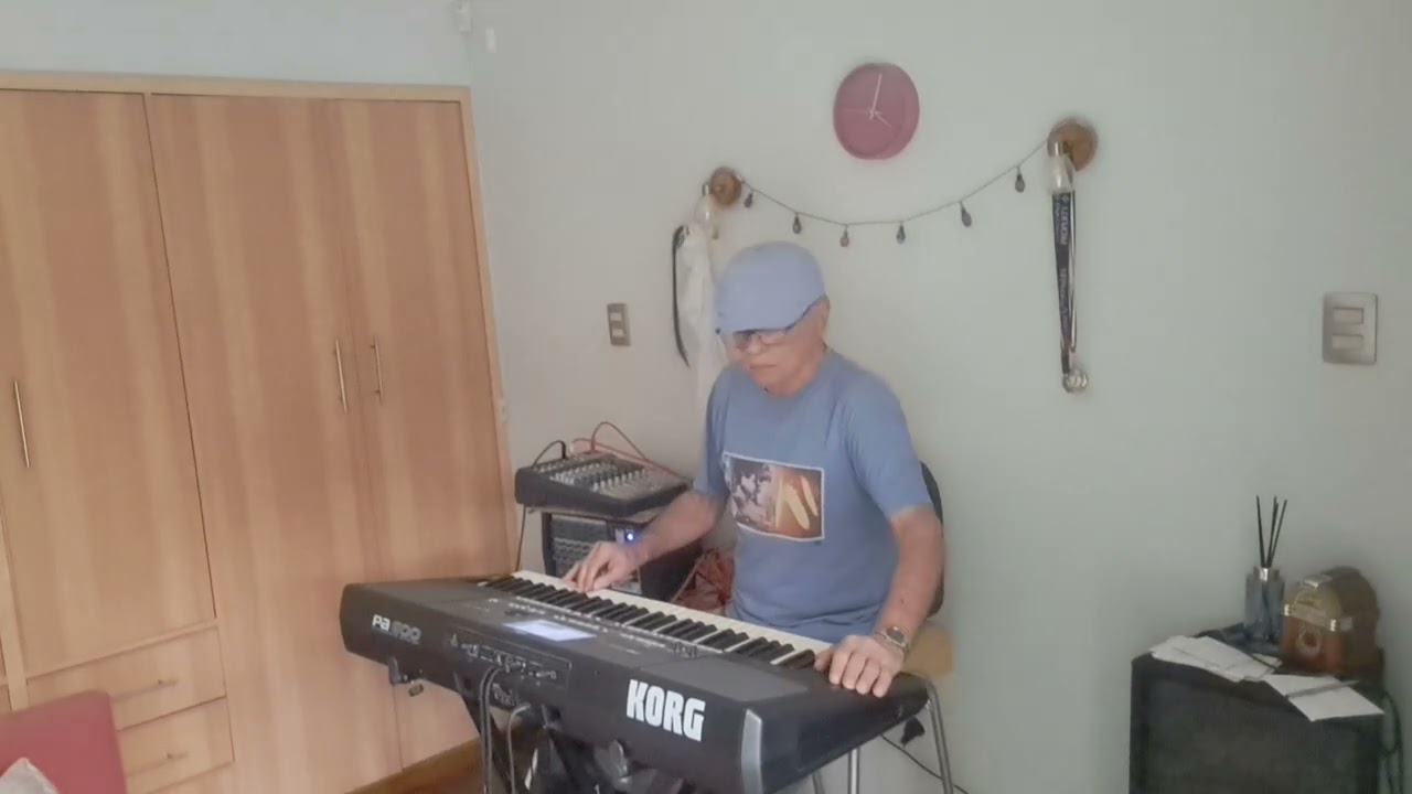 Arturo y su teclado (Santana) Samba pa ti!