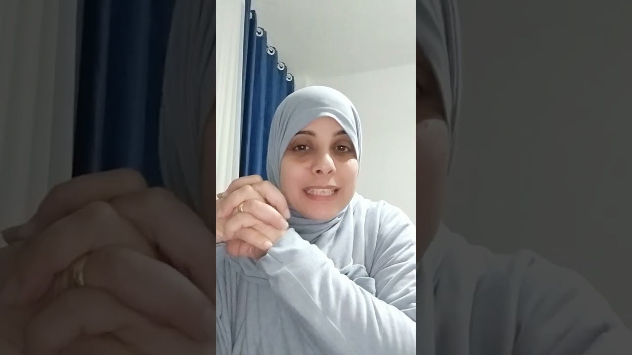 شيخ بيرقي بالقرآن.  وحاتط أيدك فين. 