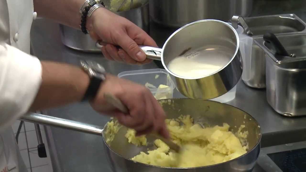 Wie ein K&uuml;chen-Chef fluffigen Kartoffelbrei zubereitet - Rezept