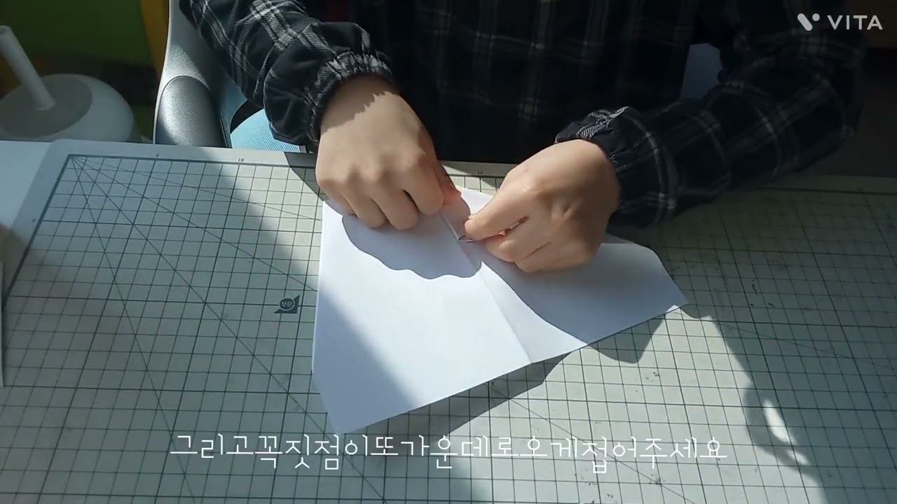 200m터날아가는비행기