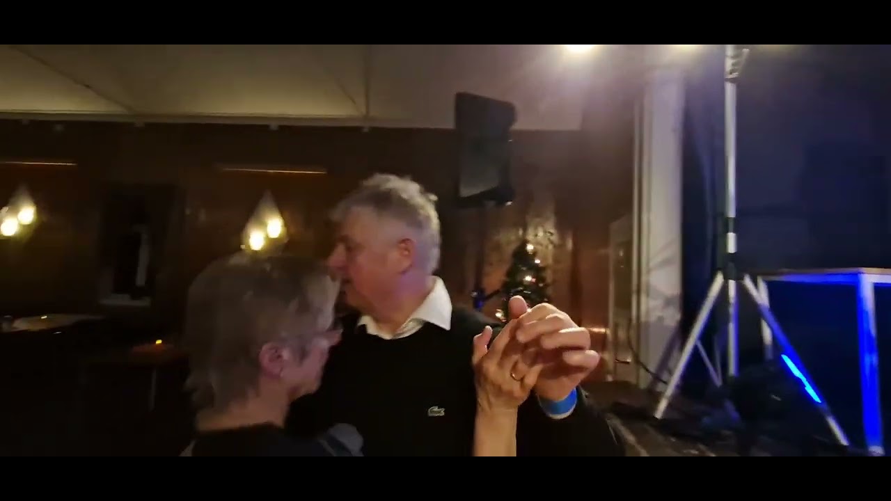 Englesjel med Roger Nysveen  på Fossvang Gofotn Danseklubb Dansnytt Hilde Arntzen