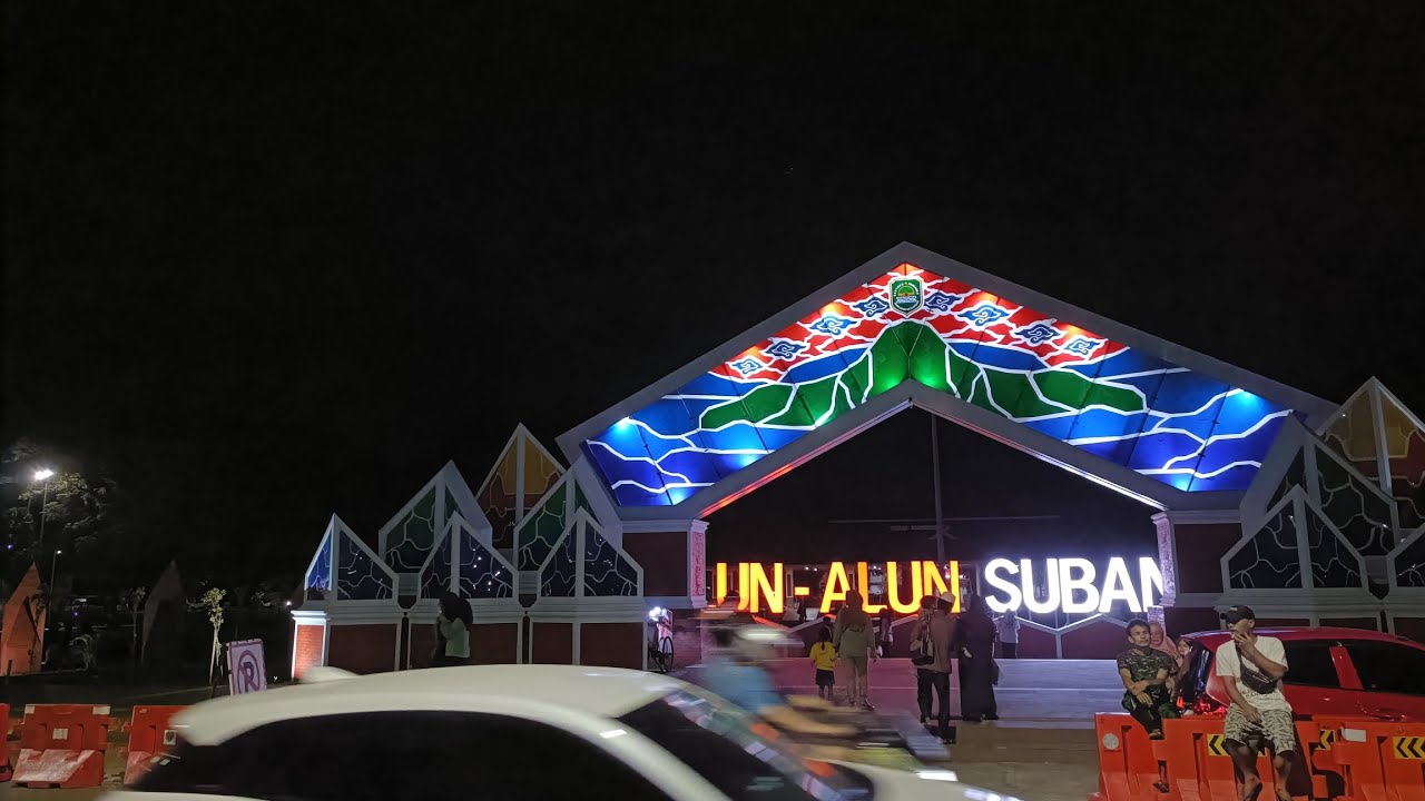 ALUN-ALUN KOTA SUBANG MALAM HARI 2024