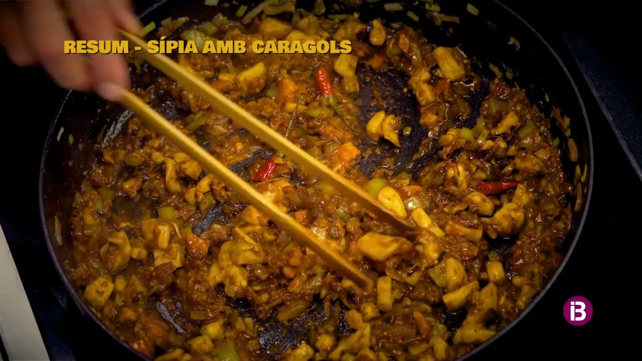 Aguiat de sípia amb caragols / Cuina amb Santi Taura