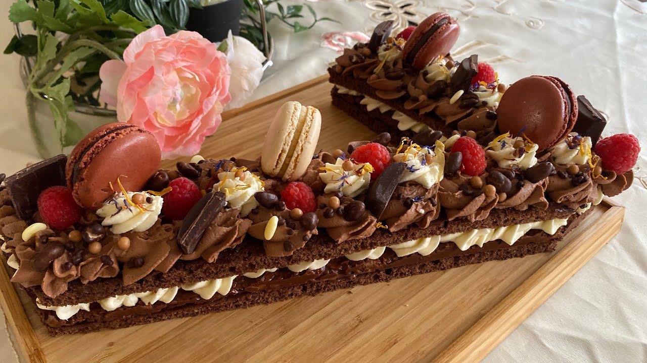 number cake حلوة الارقام مع كناش مخفوقة بالشكلاطة البيضاء والسوداء والمذاق رهيب هيا تفضلو معي👌
