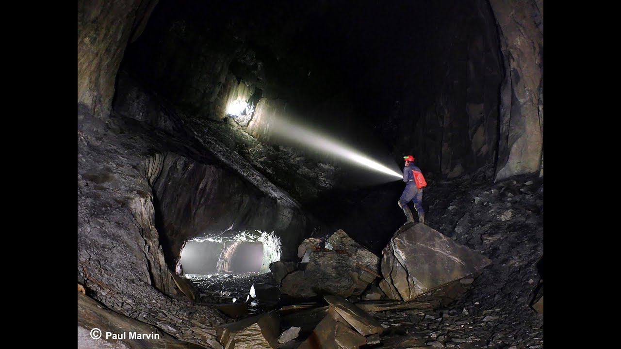 Minllyn Slate Mine , North Wales ( Just )