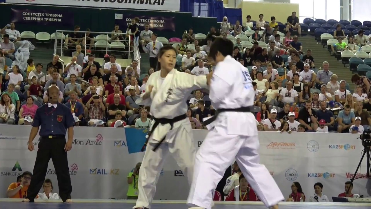 The 6th World Karate Championship in Weight Categories Heavyweight semifinal1 Shoguchi vs. Tanioka
