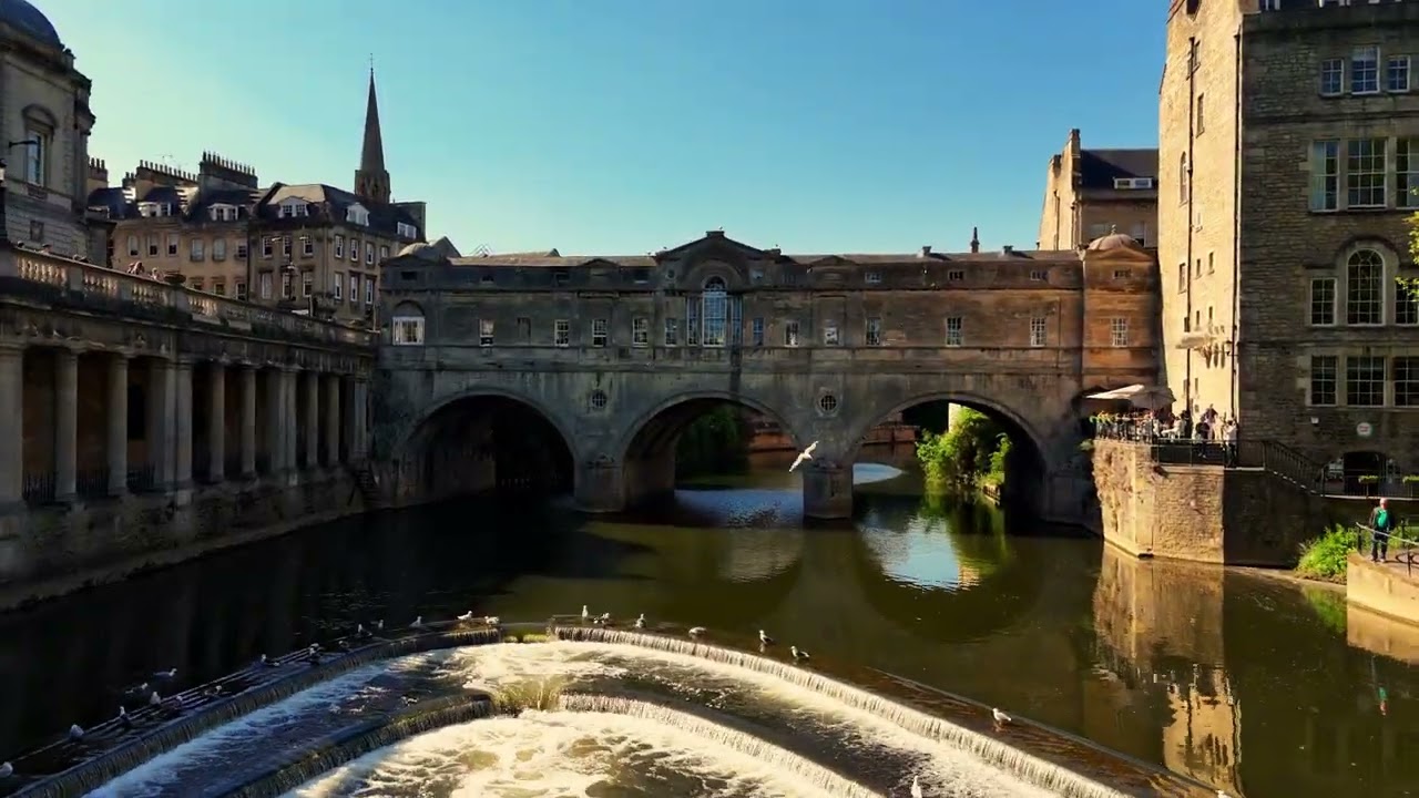 Bath-UK (pulteney bridge) 4k drone view.