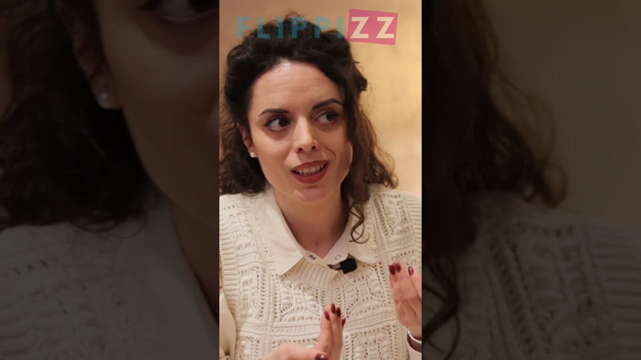 Quelle langue parler en cours de FLE ? Mina Lepsanovic nous r&eacute;pond.