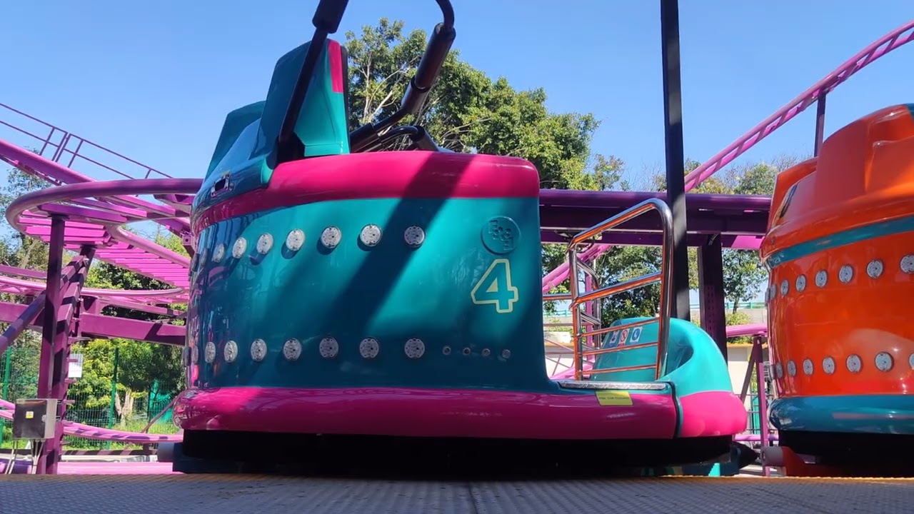 Un RATÓN LOCO o CRAZY MOUSE, llamado la CALACA (Nombre adjudicado así aquí en México) parque AZTLAN.