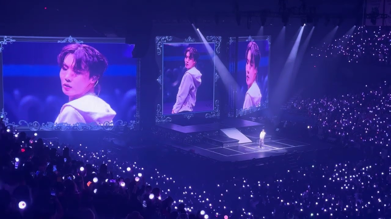 J-hope at Allstate Arena Chicago Illinois 2025