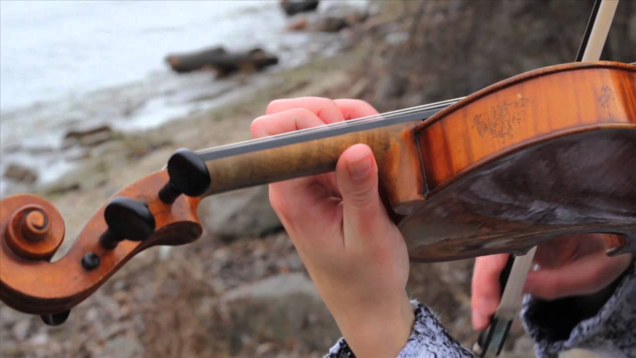 Auld Lang Syne Scottish Medley on Violin - Taylor Davis