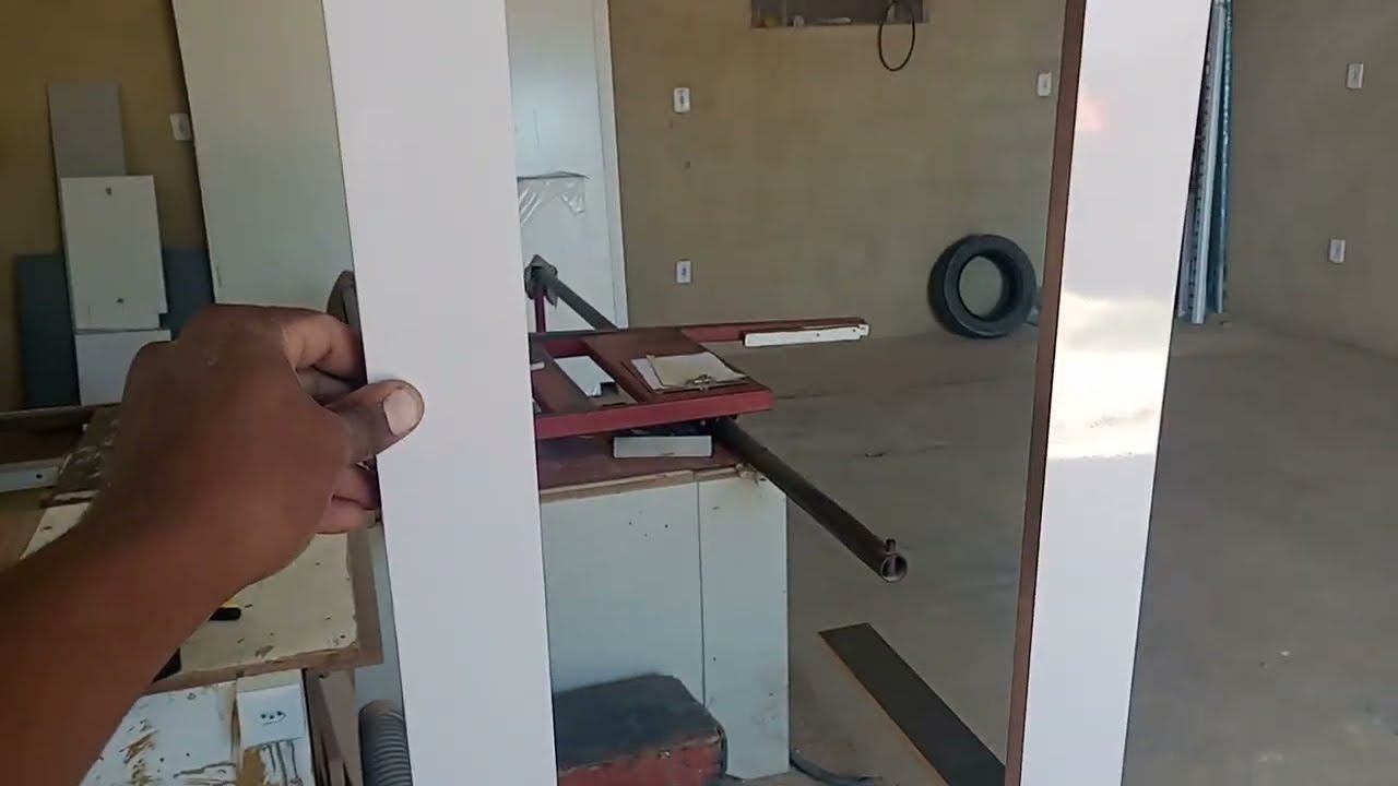Rebaixo para colocar vidro em porta de madeira jeito mais fácil!!
