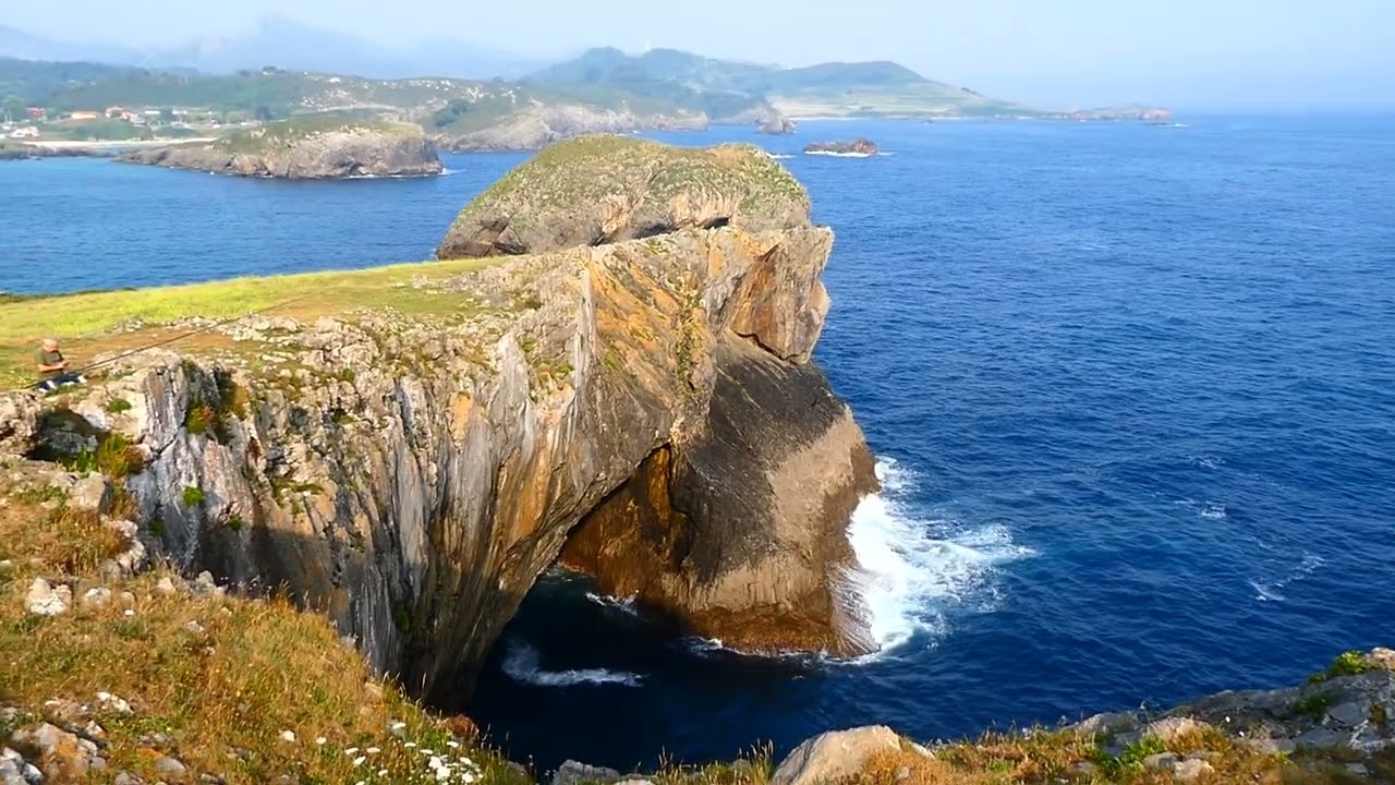 EL CRISTU CELORIU. La Cabeza de Cristo. Llanes (Asturias). Efecto visual