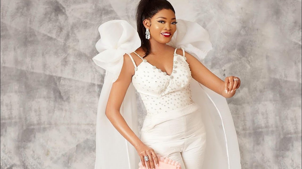 Wedding Host ~Kiekie And Husband #wedding