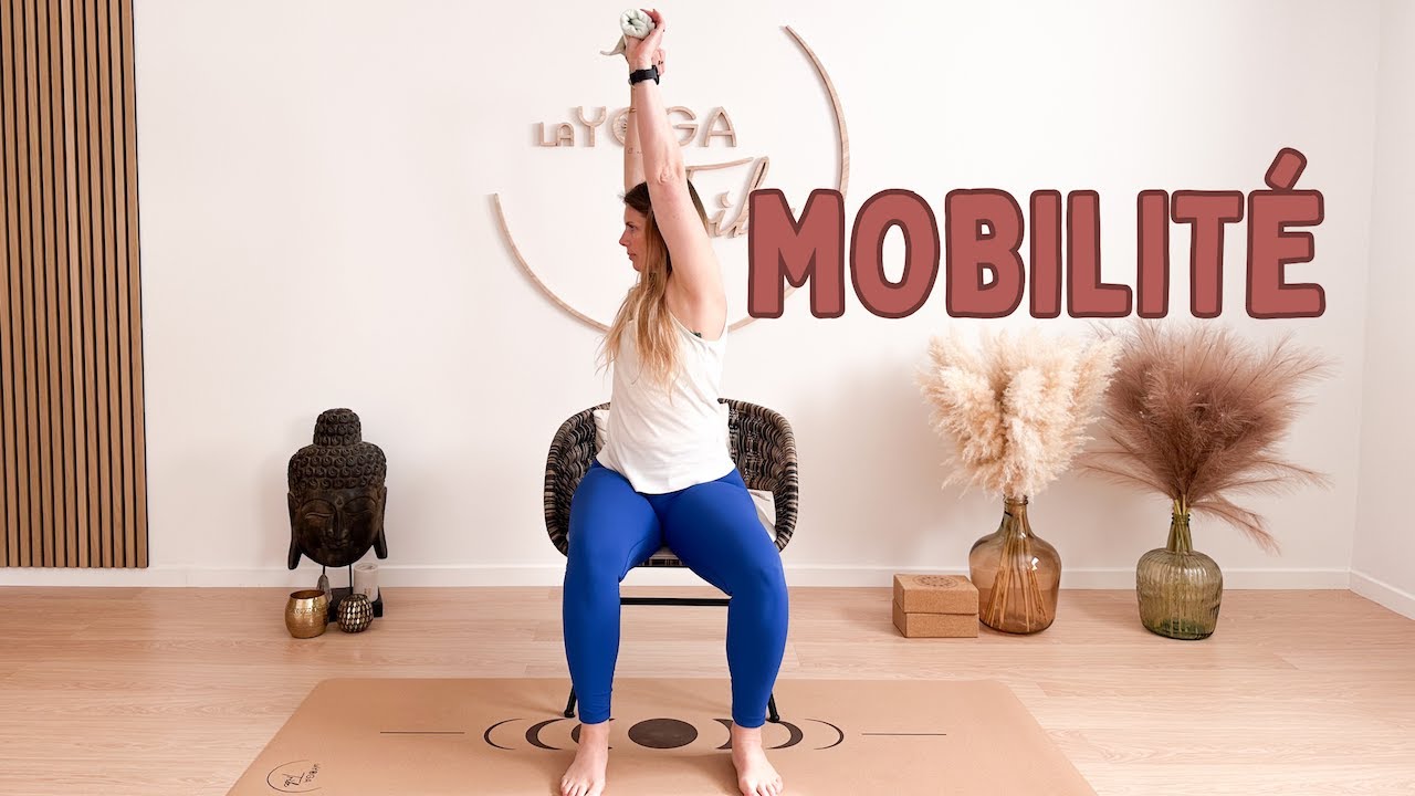 Yoga sur chaise : séance de 10 minutes pour améliorer la posture et la flexibilité