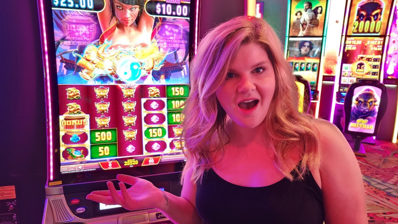 Big Bonus Win on My New Favorite Slot at El Cortez in Las Vegas! 🐉