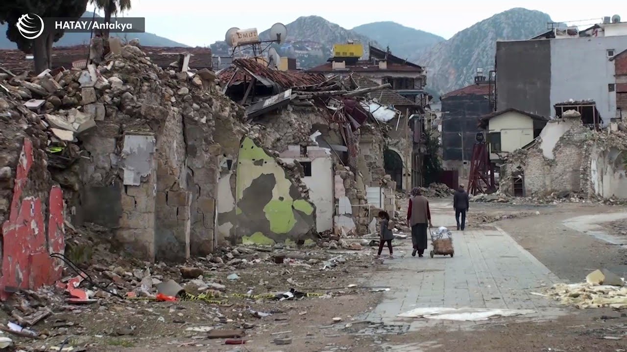 Antakyalı depremzedeler: İki yılda değişen hiçbir şey olmadı
