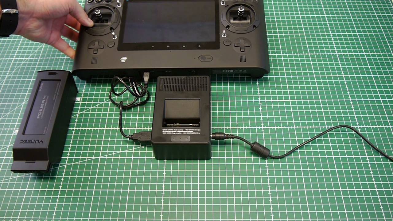 #6 - Yuneec Typhoon H - Tutorial, das Ladegerät und seine Funktionen (deutsch/german)