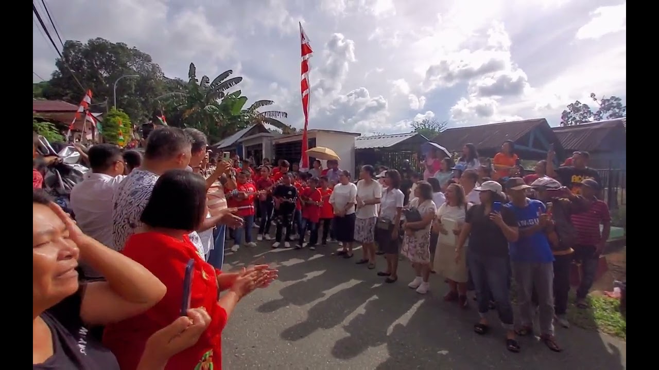 Penyambutan Pendeta Jemaat GPM Pancaran Kasih, *Pdt. Ny. Ece. Sahetapy Beserta Keluarga*