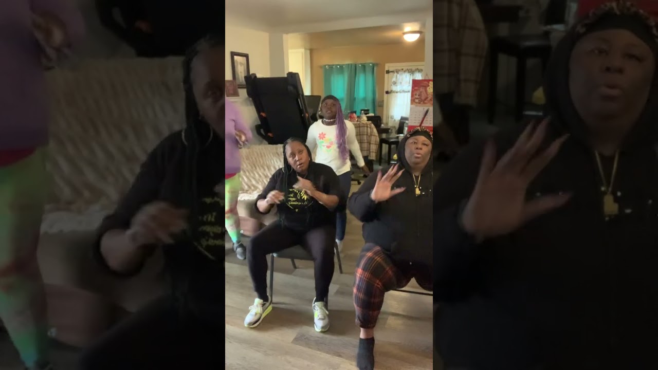 Chair aerobics with @everdanceapp 