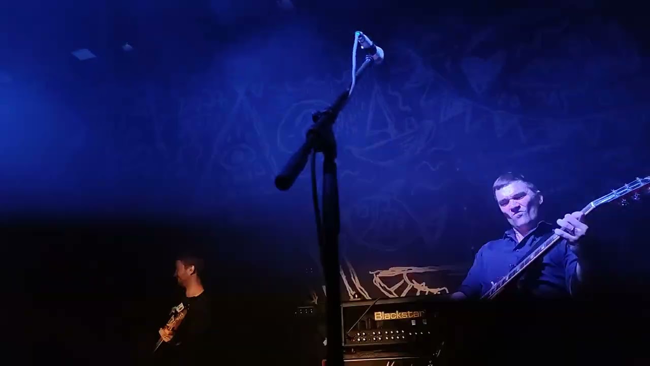 25 | Tomáš Klus & Jiří Kučerovský feat Jan Jelen | Flusnu