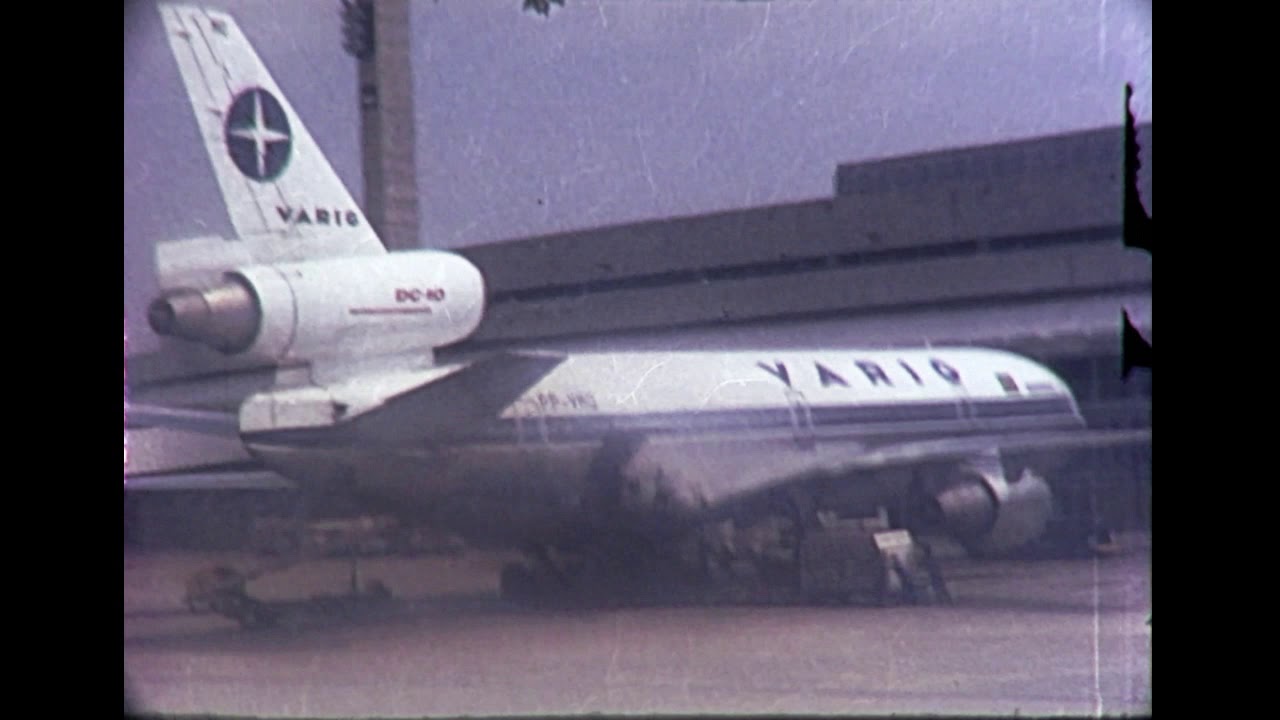 Pan Am, Alitalia, KLM, Boeing 727 planes, 1976