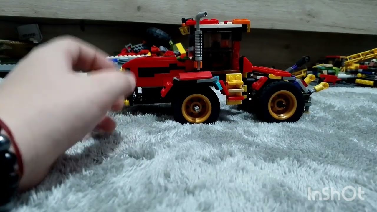 Обзор на к742м и кейс Стайгер 715 из лего #обзорлего#lego #колхозники #лего #подпишись 