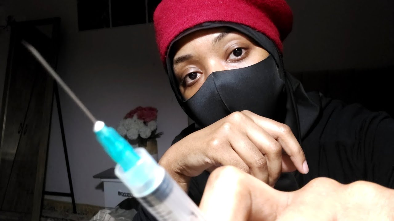 تعالي اسويلك عملية تجميل 💉👧 |اي اس ام اى عربي |asmr