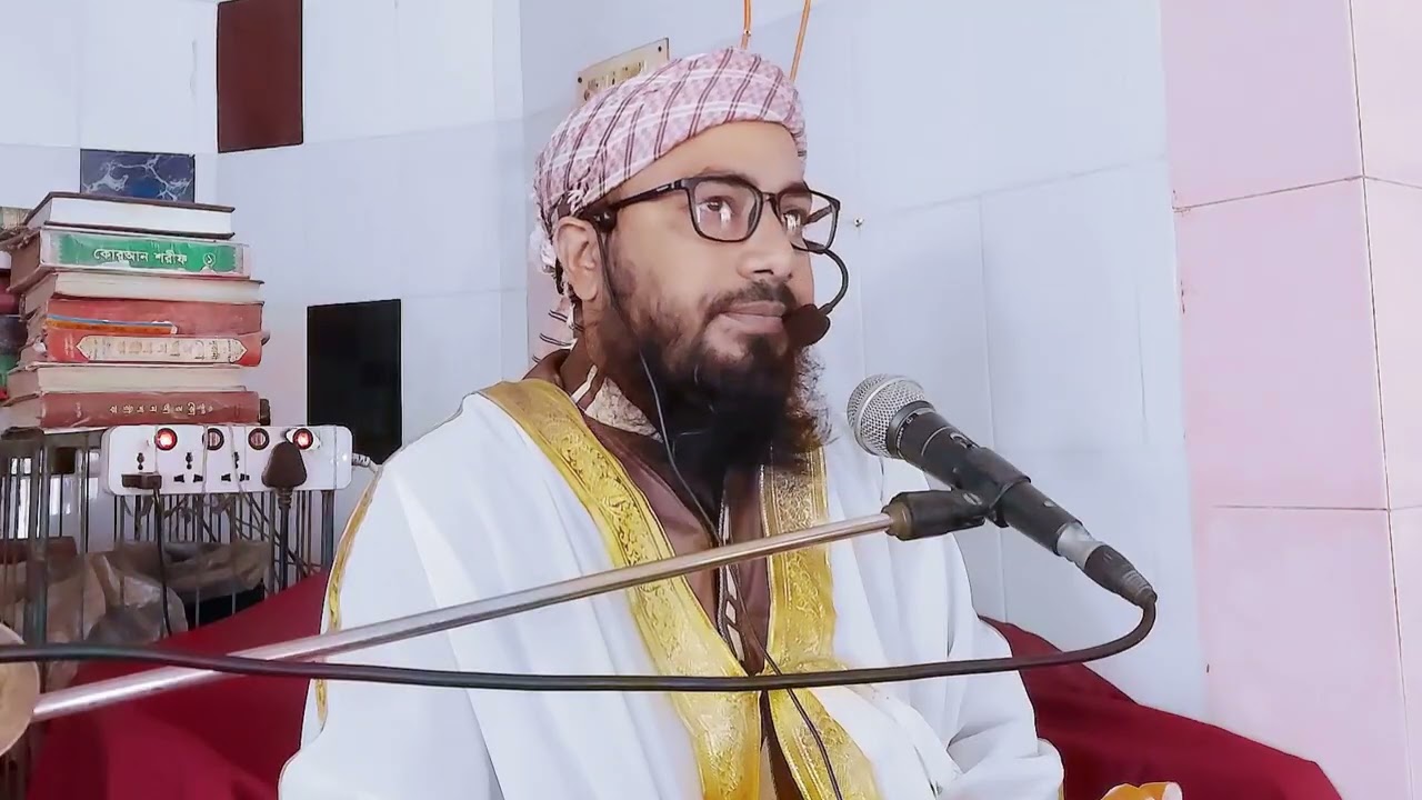 হাফেজ মাওলানা মুফতি মোঃ আবু জাফর সাহেব কুষ্টিয়া।ইমাম ও খতিব চৌড়হাঁস কলোনি জামে মসজিদ কুষ্টিয়া।  