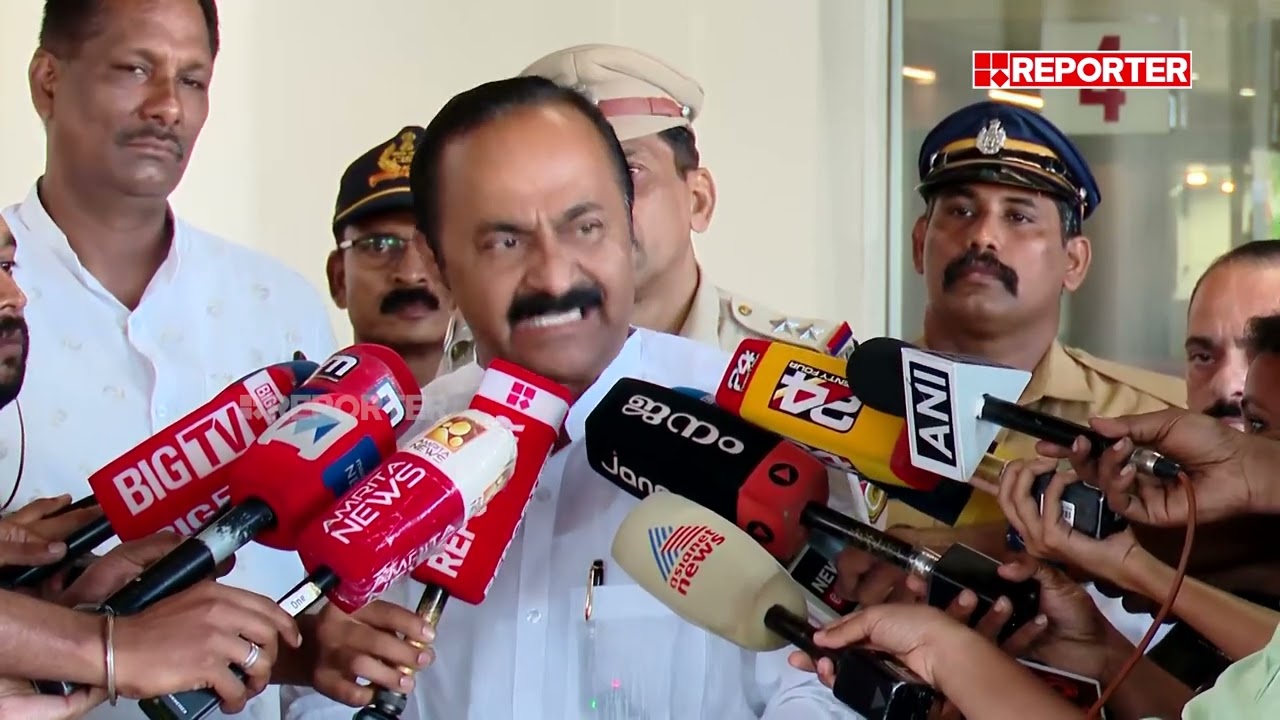 'പോക്കറ്റിൽ നിന്ന് പേപ്പർ എടുത്ത് സ്ഥാനാർത്ഥികളുടെ ലിസ്റ്റ് പറയുന്ന പാർട്ടിയല്ല ഞങ്ങളുടേത്...'