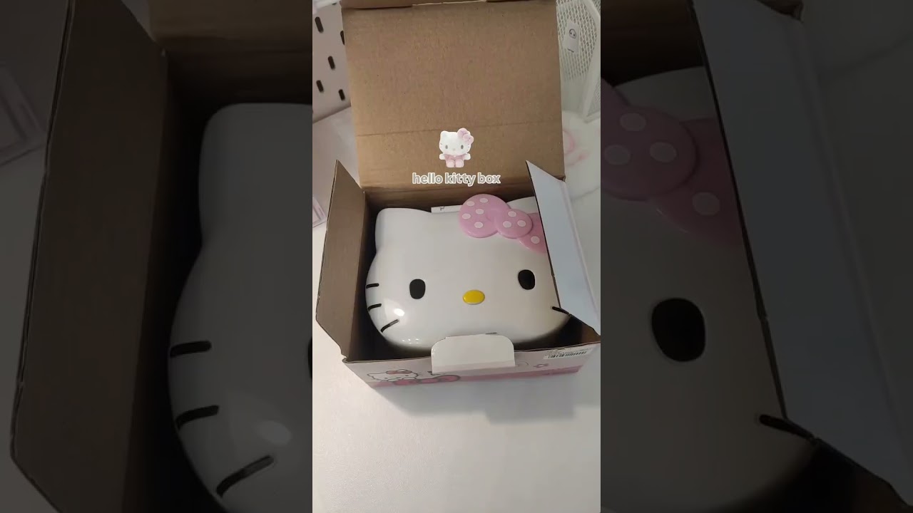 hello kitty box 🤍🩰 #sanrio #aesthetic #hellokitty #unpacking