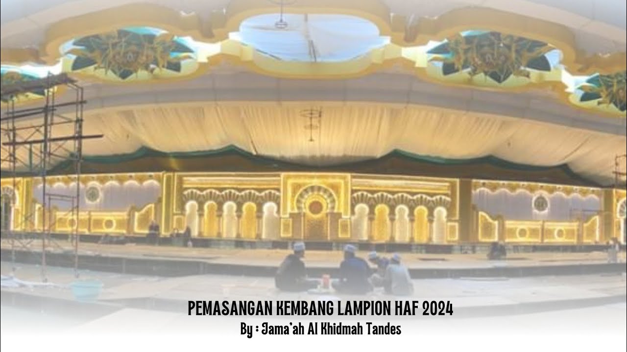 Dokumentasi Pemasangan kembang lampion Haul Akbar Al Fithrah Kedinding Lor surabaya ( HAF2024 )