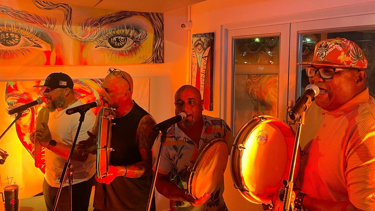 Lunes de Plena en El Punto Sabroso, Cataño 🎯🎶🎊