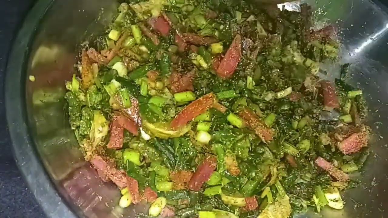 Gajar lehsun aur mirch🌶️k teekhe achaar ki #recipie #garlic #chilli #pickle 😋🔥🌶️...