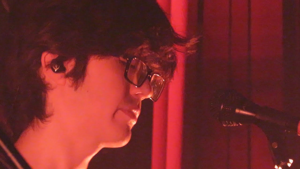 CAR SEAT HEADREST - AMERICA (NEVER BEEN)