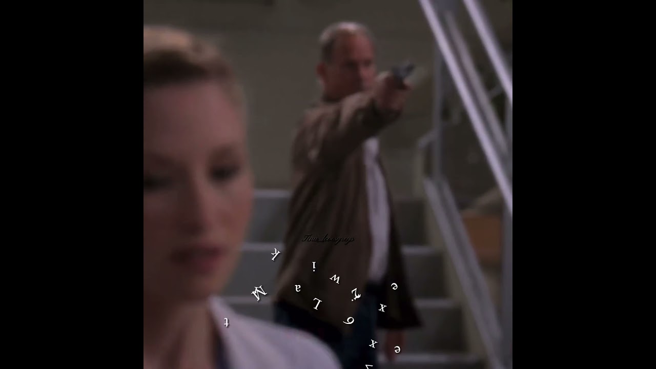 Mark protecting Lexie was adorable #greysanatomy #greysabc