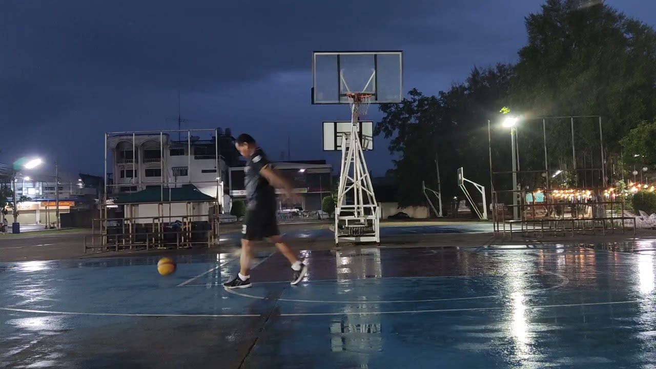 พฤหัสบดีที่ 30 ตุลาคม 2568 ฝนตกปรอยๆ