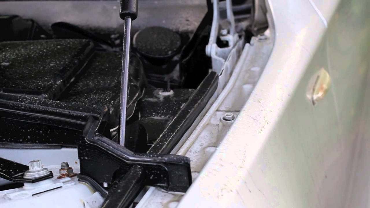 Auto Finesse Verso engine bay clean