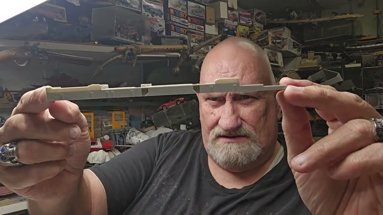 Дирижабль «Граф» в масштабе 1/350 от Trumpeter.