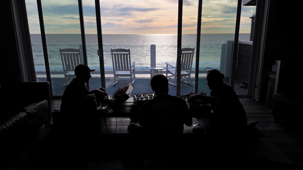 Oceanfront Modular Jam in Southern California Leon Somov Linas FTee Vidmantas Savikura