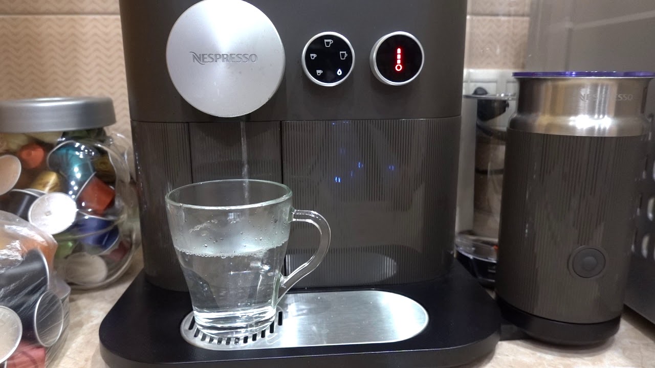 Кофемашина Nespresso Expert Milk посмотрим поближе!