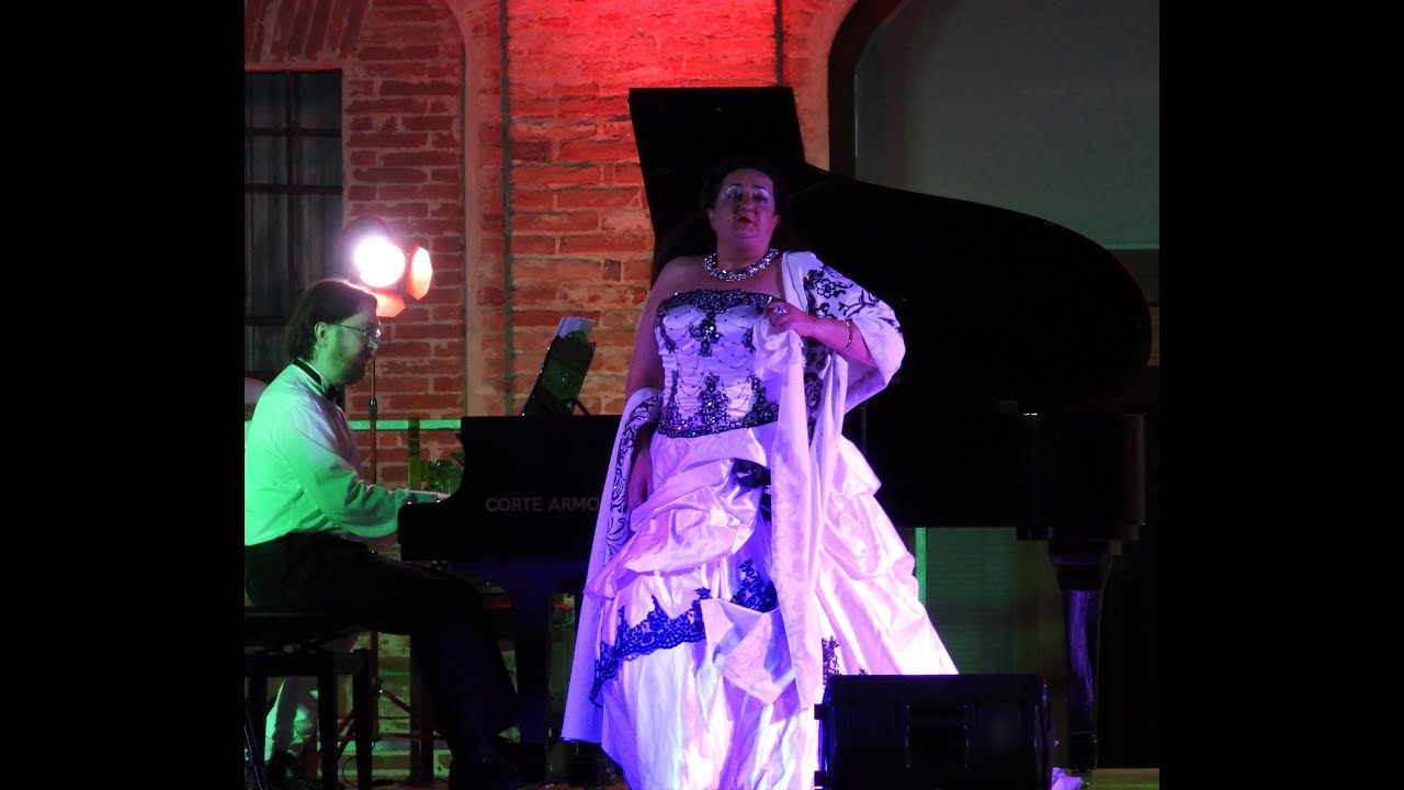 Mattia Peli playing the orchestral introduction to 'Casta Diva' - Memorial Callas - Italy, live 2023