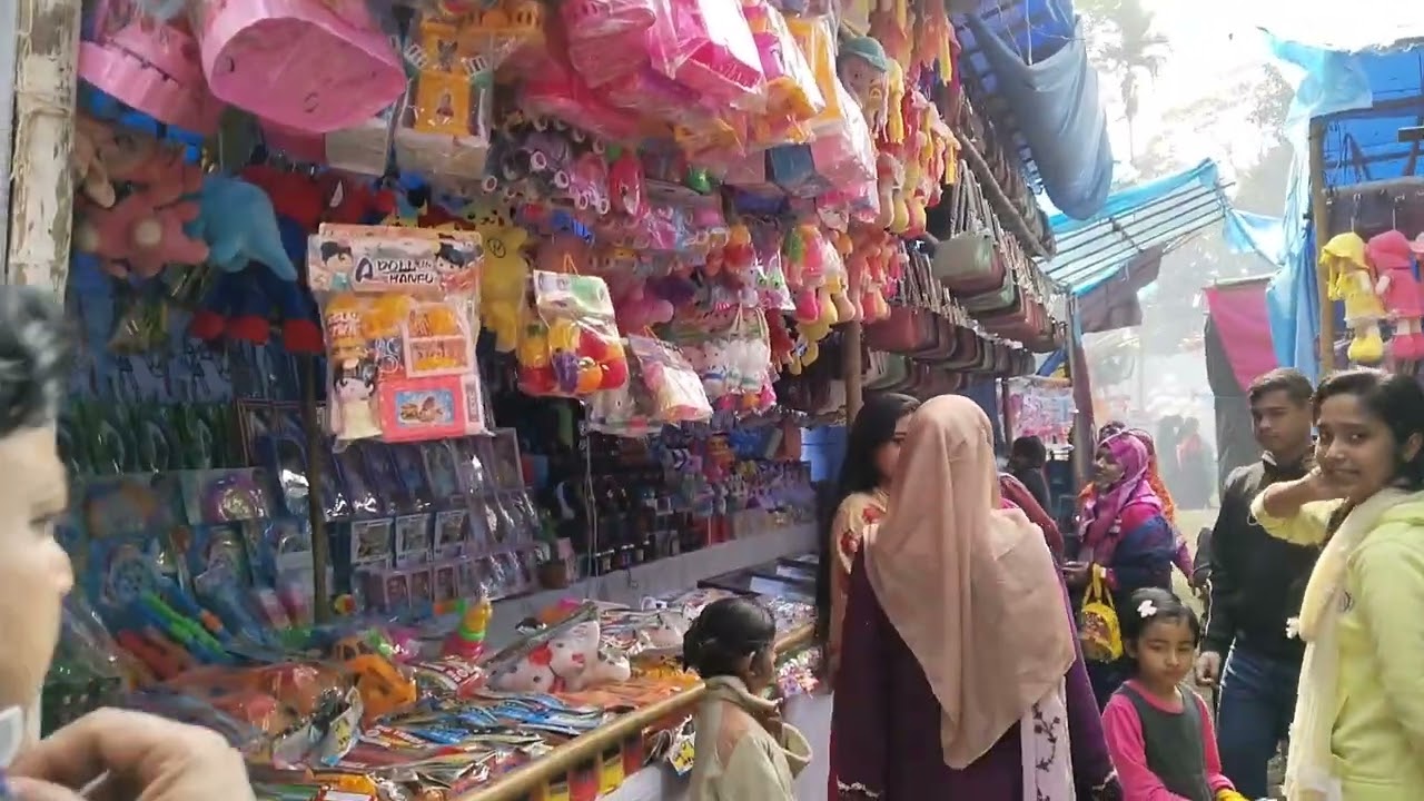আকছাইল মাকসুদ আলী শাহ চুরিয়ালার মেলার দ্বিতীয় দিন আজকে