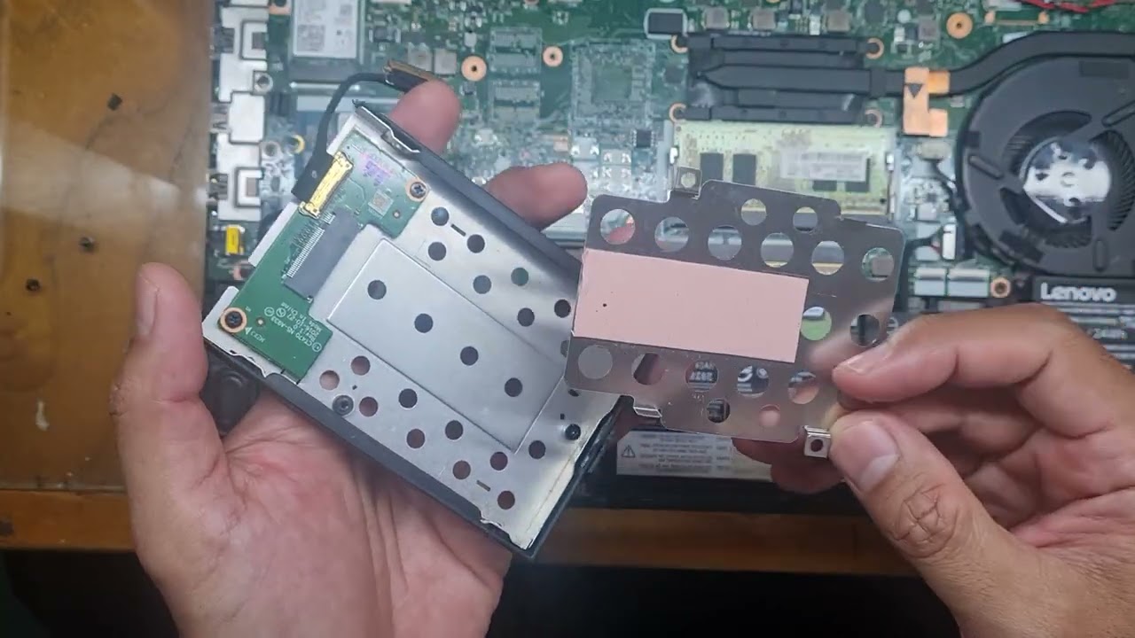 Lenovo Thinkpad T480: Replacing 2.5