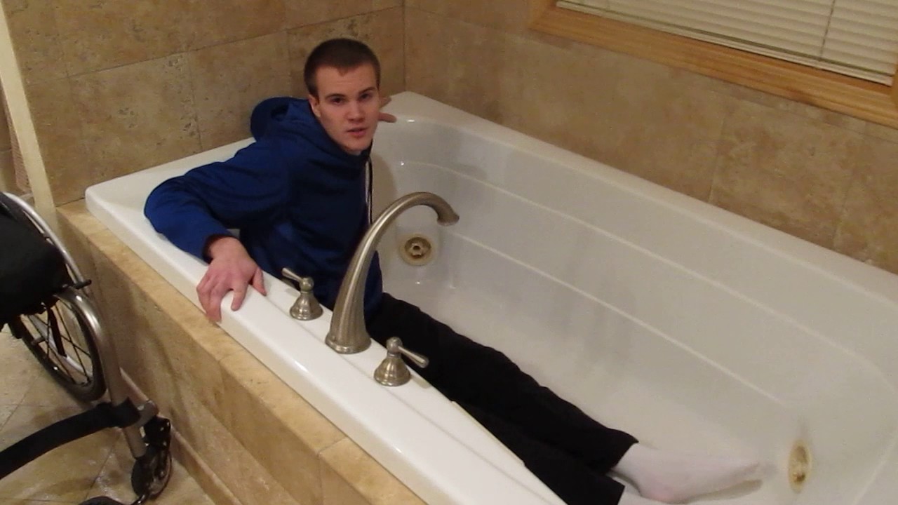 Tub Transfer (wheelchair user)