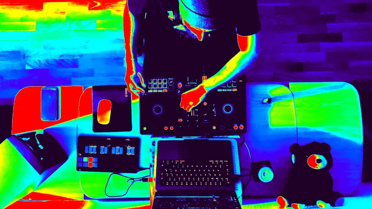 Selek Mix 1 Analog Soul & Chill Breaks - John Schmutzler