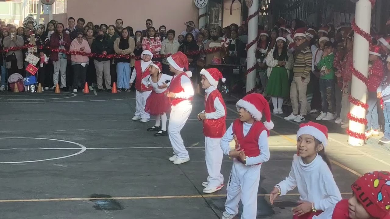 Bailable navideño Jaden 2025 